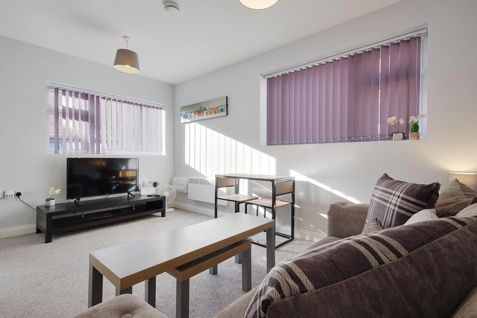 Ashley Road Apartments Poole Εξωτερικό φωτογραφία